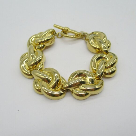 Anne Klein 1980s Golden Lovers Knot Link Bracelet 8" Long Toggle Closure - Picture 3 of 8